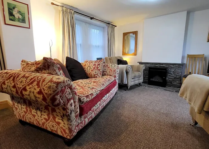 Holiday home Holly *